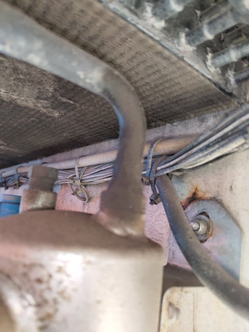 Refrigerant leak point on a cooling-circuit joint
