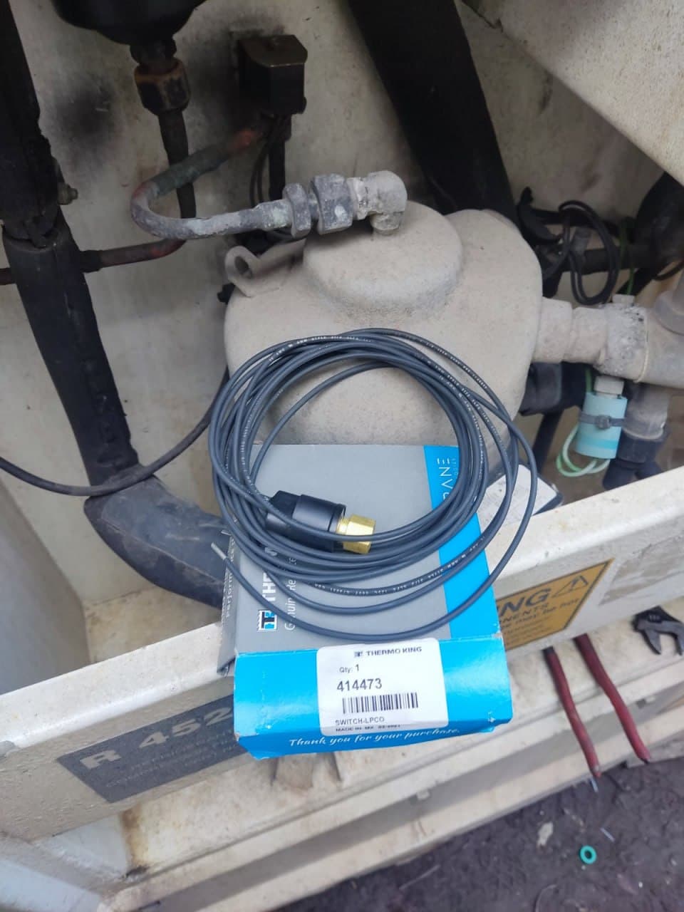 Заміна реле низького тиску та дозаправка R-452A на Thermo King